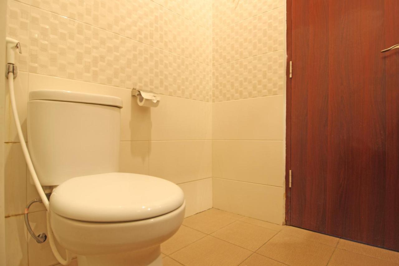 Reddoorz Premium Near Sleman City Hall Yogyakarta Ngoại thất bức ảnh
